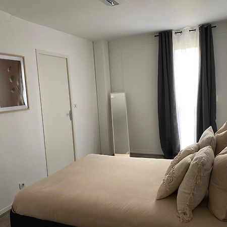 Maison Spacieuse Et Confortable 100M2 Avec Jardin Val-de-Reuil Kültér fotó